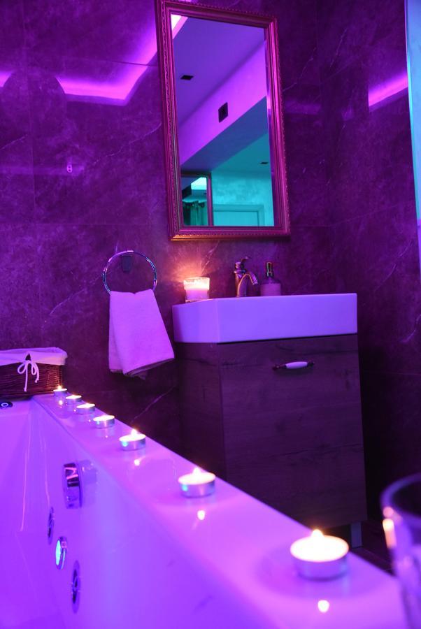 Central Business Apartments Jacuzzi Belgrade Exterior photo