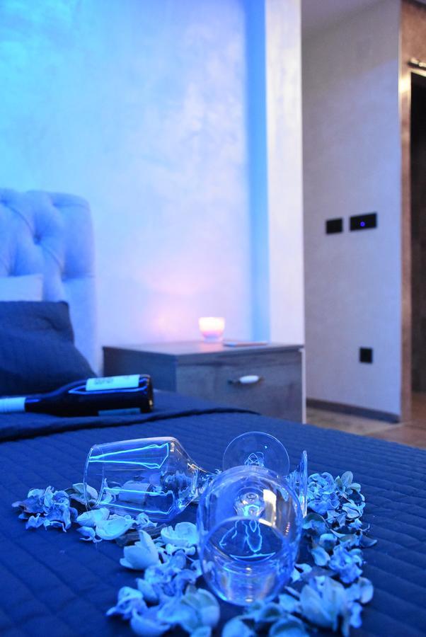 Central Business Apartments Jacuzzi Belgrade Exterior photo