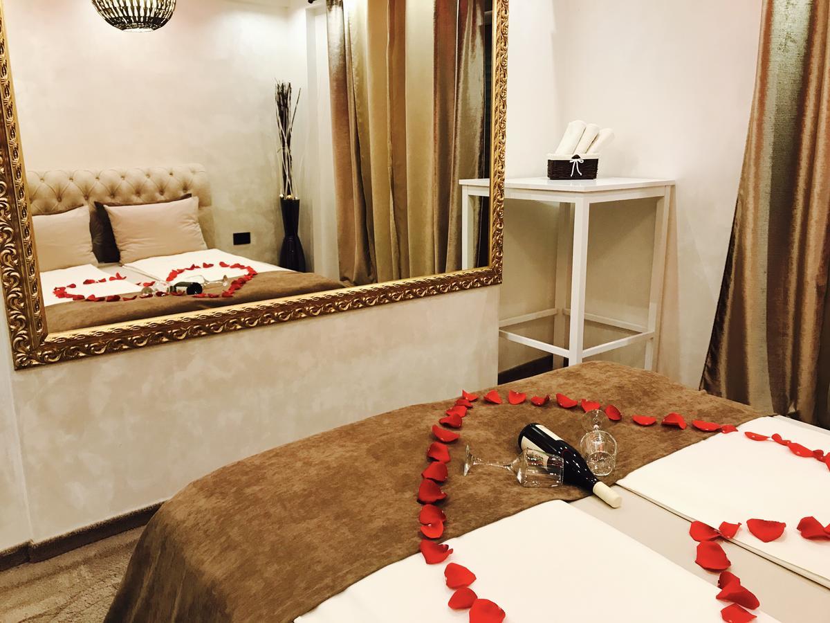 Central Business Apartments Jacuzzi Belgrade Exterior photo